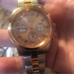Watch by JBW. Beautiful rose gold and silver.